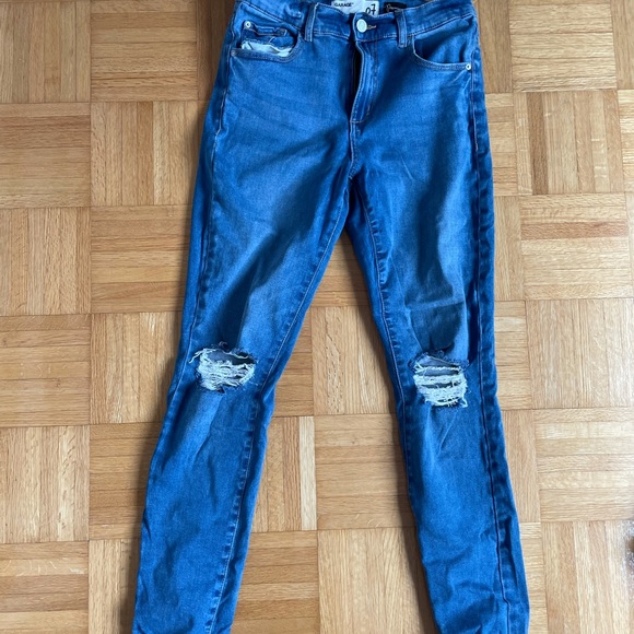 Garage Soft Ripped Jeans